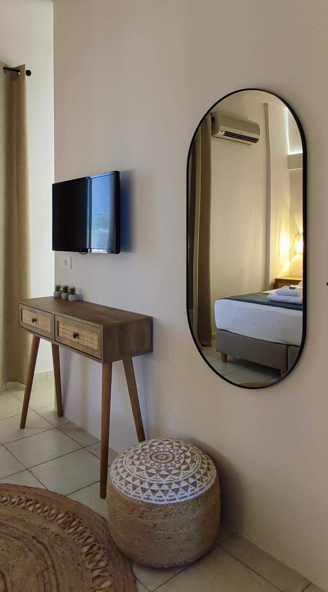 Niki Apartments Makrýgialos Esterno foto
